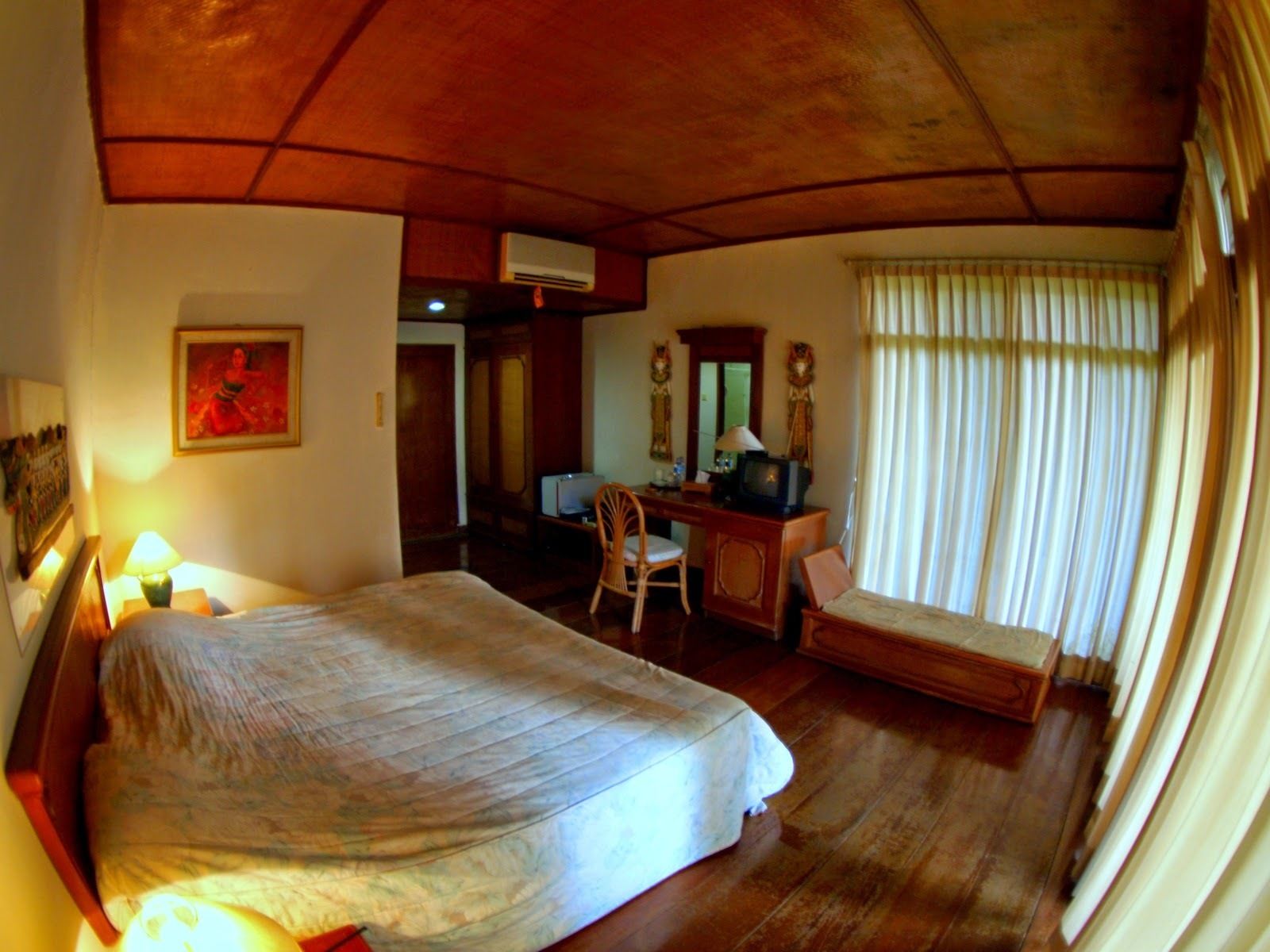 hot spring bungalow | minibar, rollaway beds