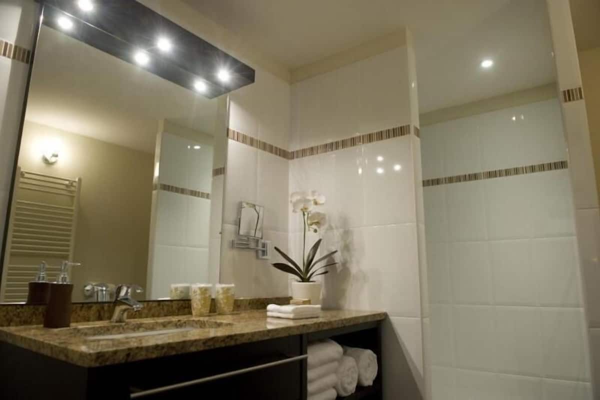 free toiletries, hair dryer, towels, soap