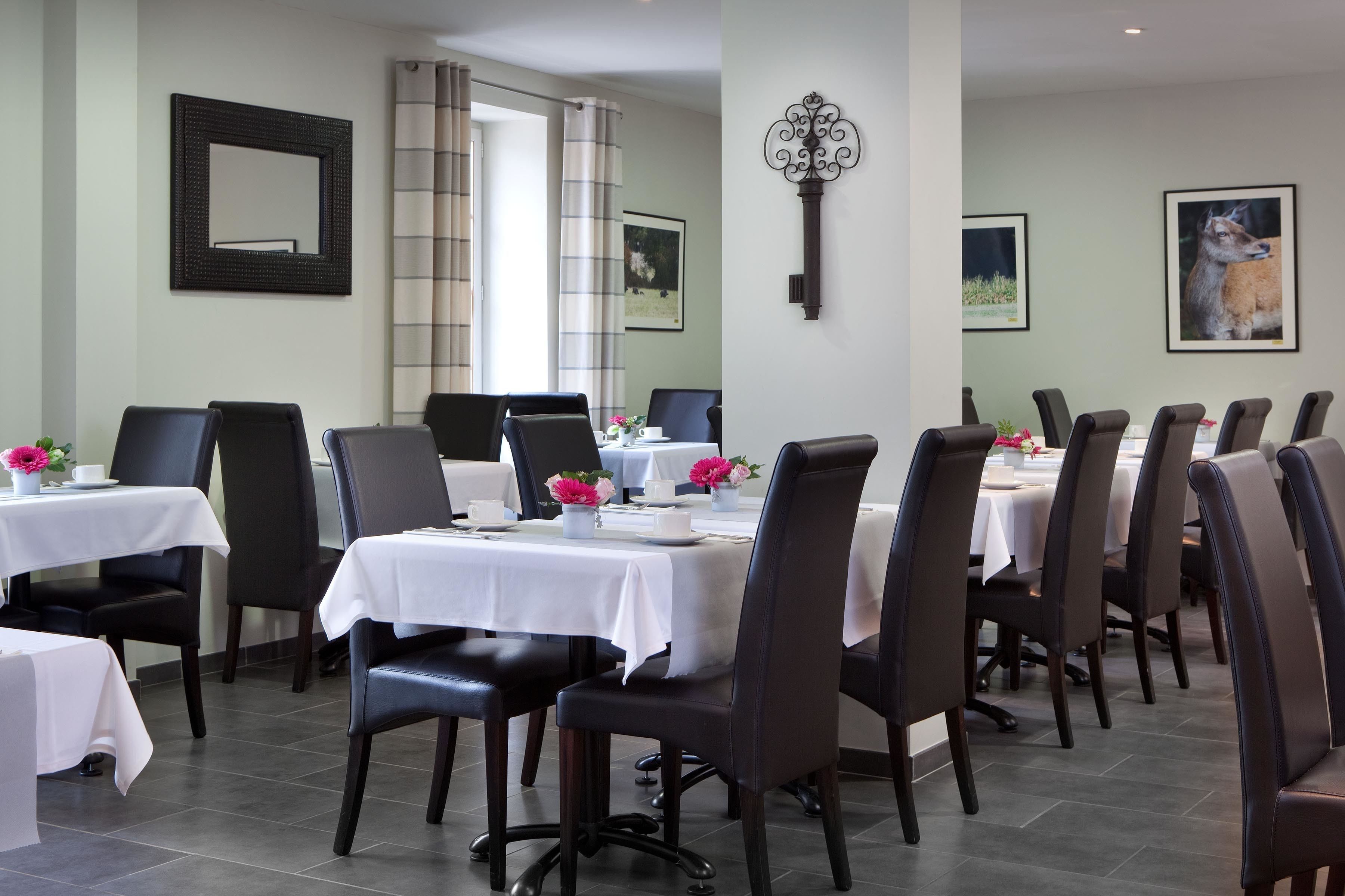 daily buffet breakfast (eur 15.00 per person)