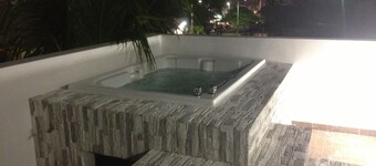 Ca' del Sol Condo Hotel