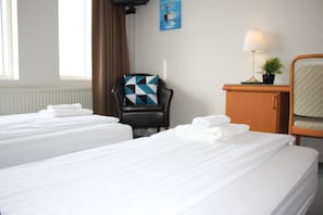 Economy Twin Room