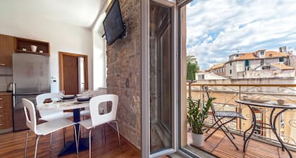 Marmontova Luxury Rooms