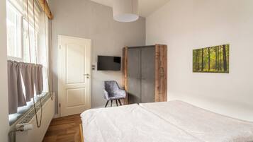 Condo, planta baja | 1 habitación, decoración personalizada y muebles diferentes