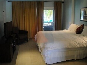 1 bedroom, minibar, rollaway beds, free wired Internet