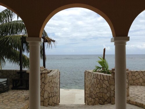 Waters Edge Guest House