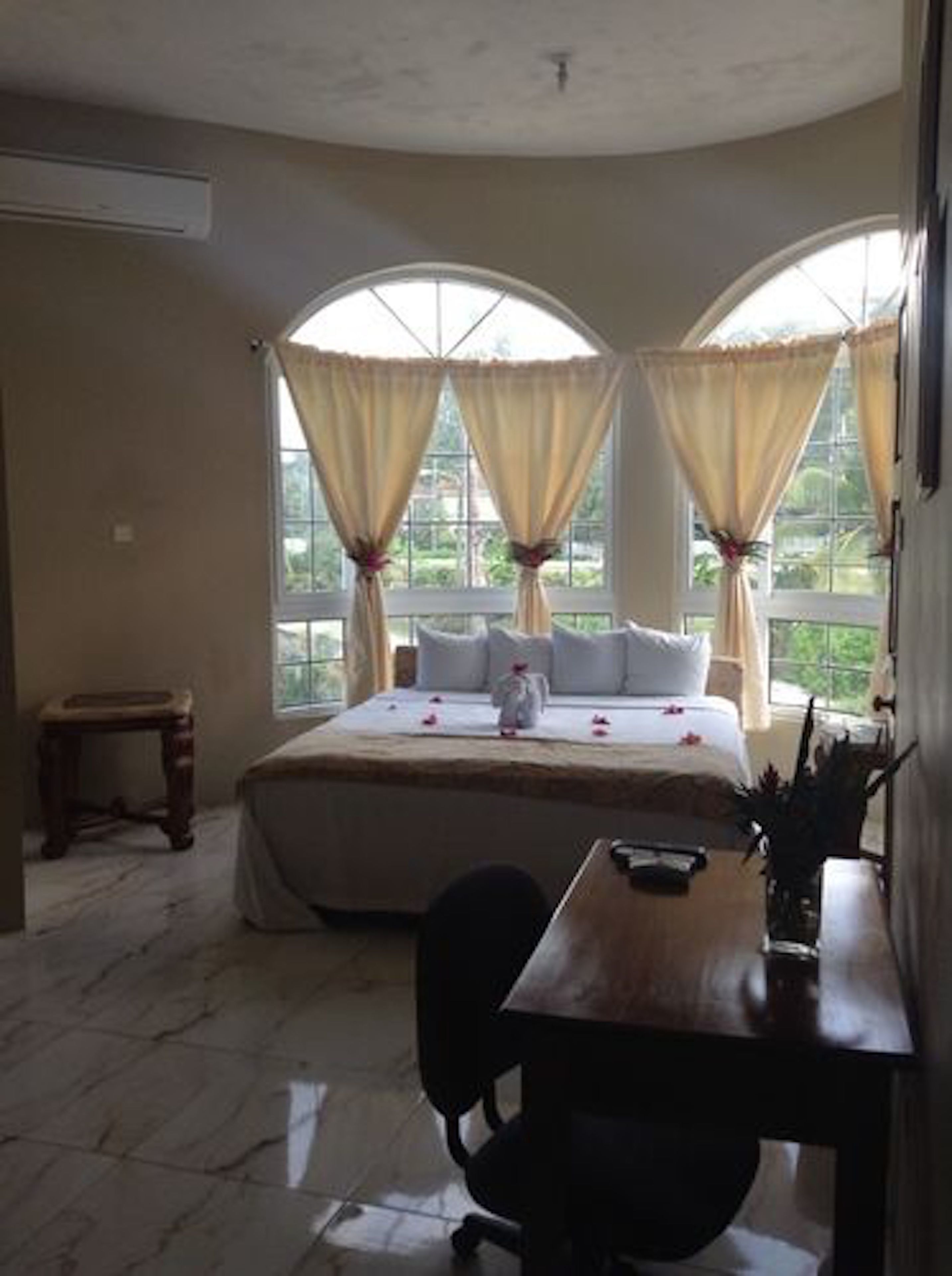 Waters Edge Guest House