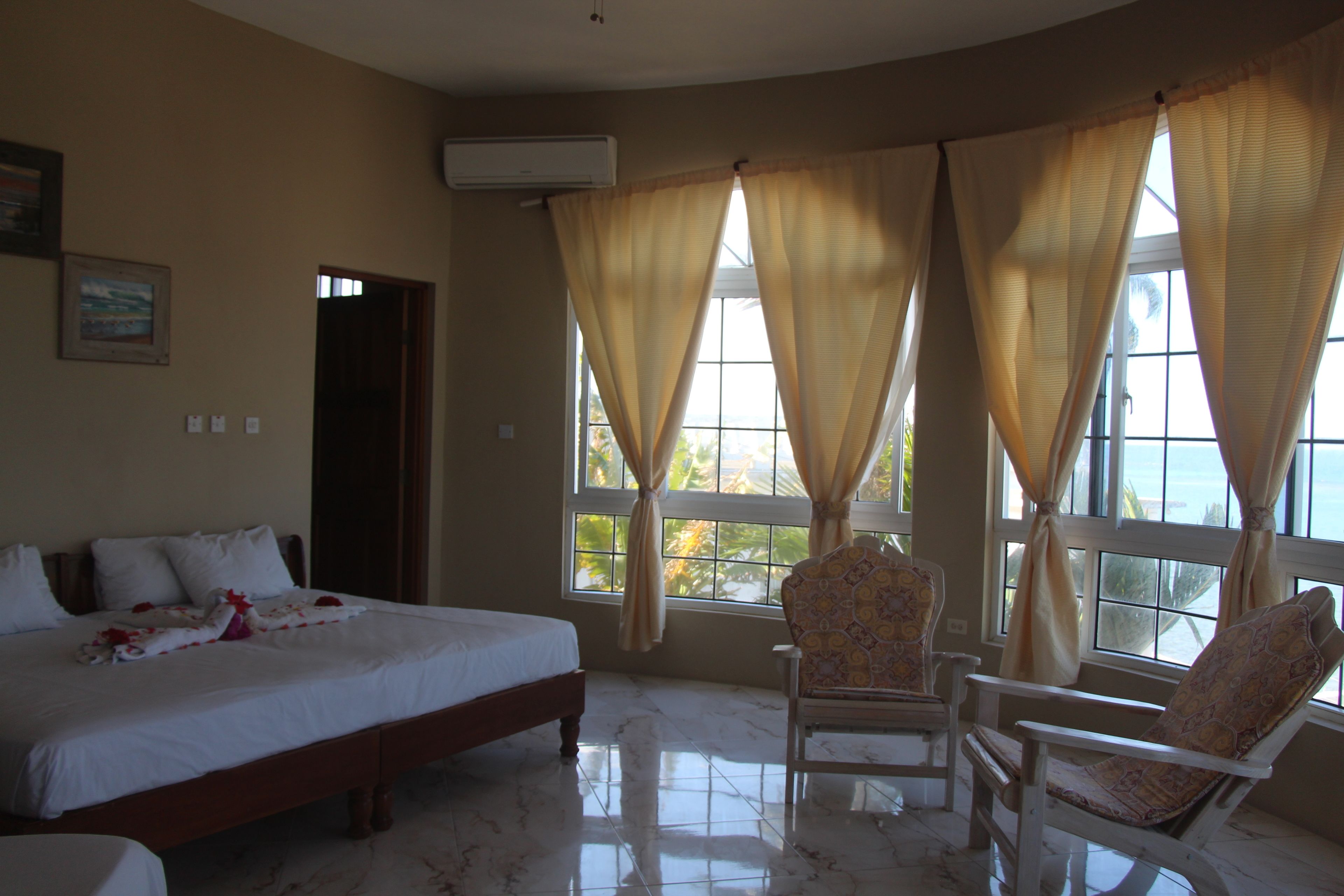 Waters Edge Guest House