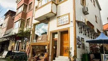 Facciata della struttura