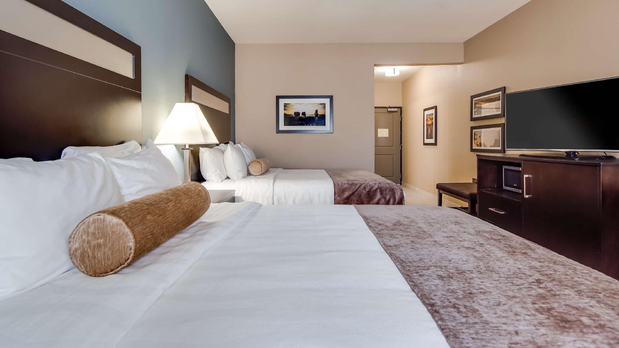 Pillowtop beds, desk, laptop workspace, iron/ironing board