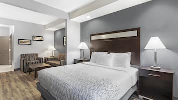 Suite, 1 King Bed, Accessible, Non Smoking (with Sofabed) | Pillow-top beds, desk, laptop workspace, iron/ironing board