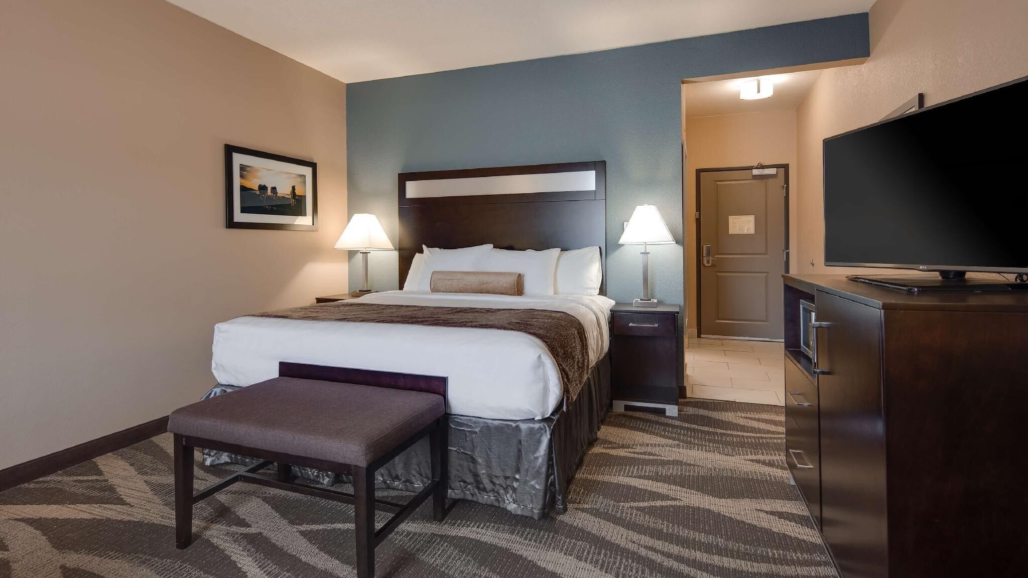 Pillowtop beds, desk, laptop workspace, iron/ironing board