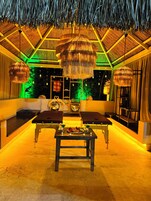 Párok számára kialakított kezelőszoba, szauna és gőzfürdő