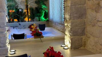 Salas de tratamiento para parejas, sauna y baño de vapor