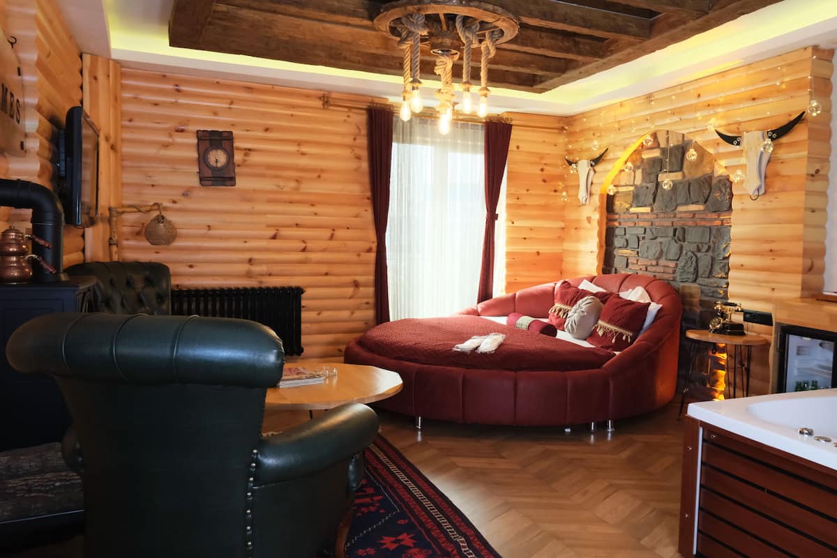 Casa de árbol Deluxe | 1 habitación, sábanas de algodón egipcio y ropa de cama de alta calidad
