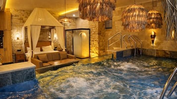 Elite Room, 1 Queen Bed | Egyptian cotton sheets, premium bedding, minibar, in-room safe