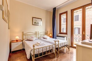 Leilighet – classic, 1 soverom | Skrivebord og wi-fi (inkludert)