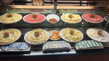 Esmorzar diari d'estil bufet (445 TRY per persona)