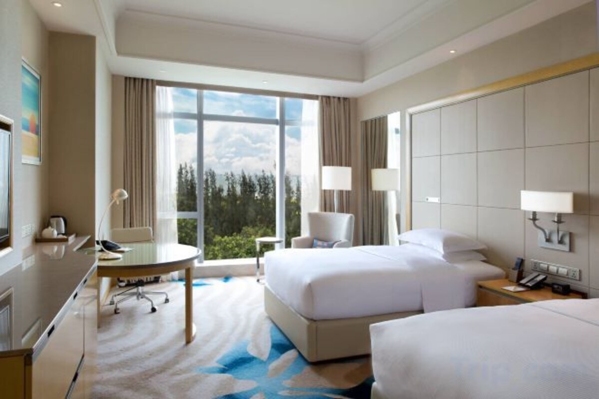 Zhi Qu Yi Ju VR Twin Room (Immersive Viewing & Gaming)