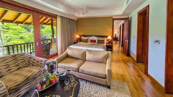 Premium bedding, minibar, in-room safe, desk