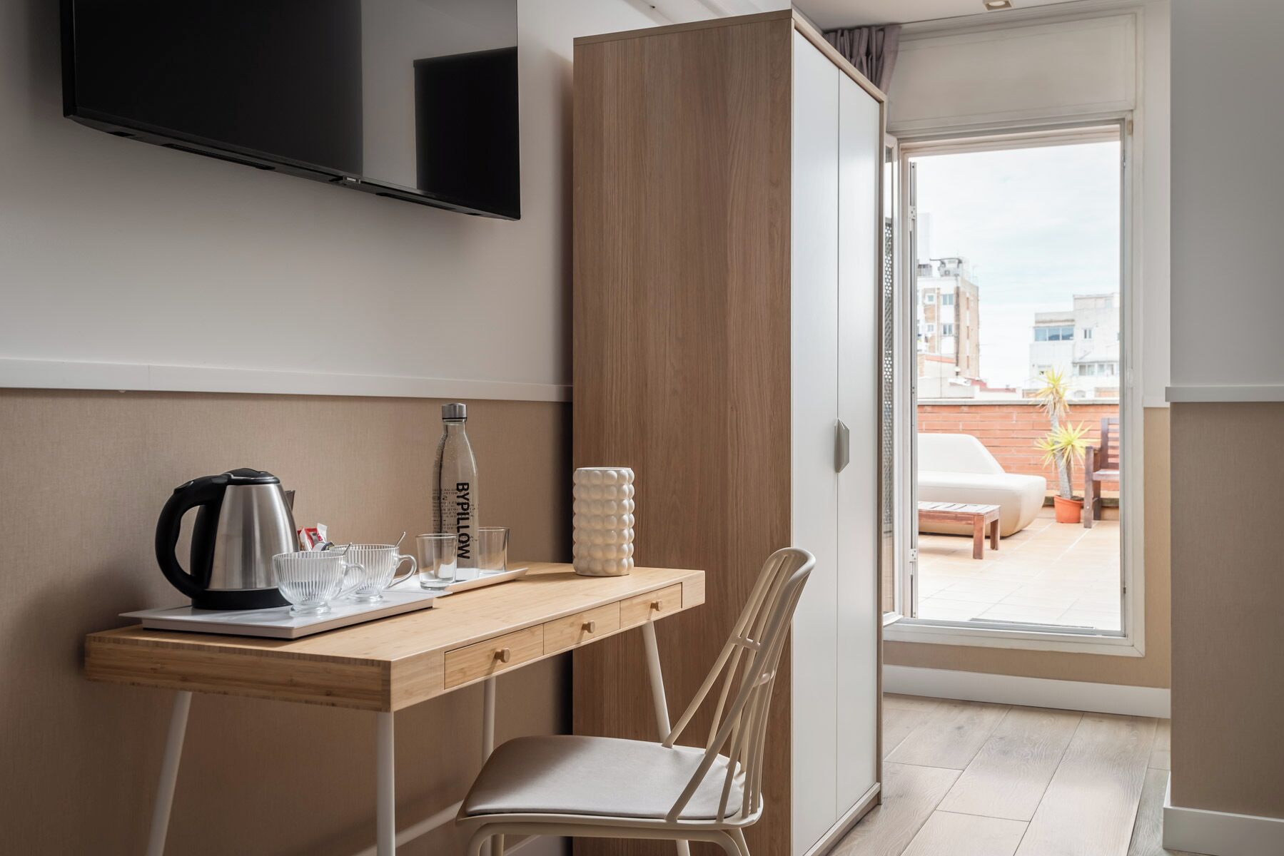 double room, 1 queen bed, terrace | blackout curtains, free wifi, bed sheets