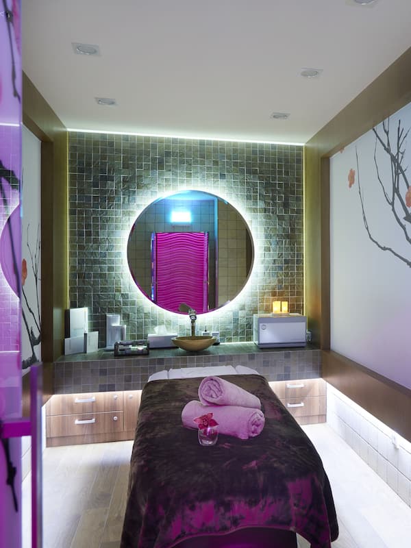 Couples treatment rooms, sauna, steam room, Turkish bath