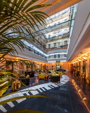 Lobby - Aria Hotel Budapest by Library Hotel Collection (Budapest)