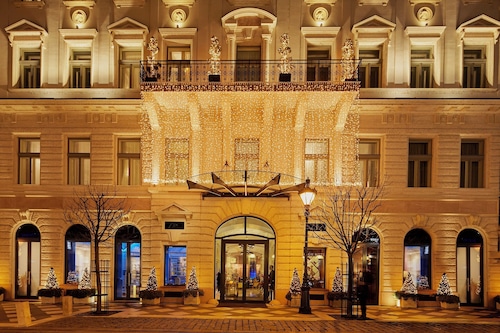 Aria Hotel Budapest by Library Hotel Collection