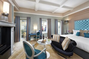 Room, 1 King Bed, Courtyard View (Aria) | Premium bedding, pillowtop beds, in-room safe, individually decorated - Aria Hotel Budapest by Library Hotel Collection (Budapest)