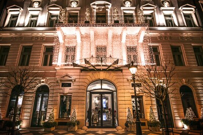 Aria Hotel Budapest by Library Hotel Collection