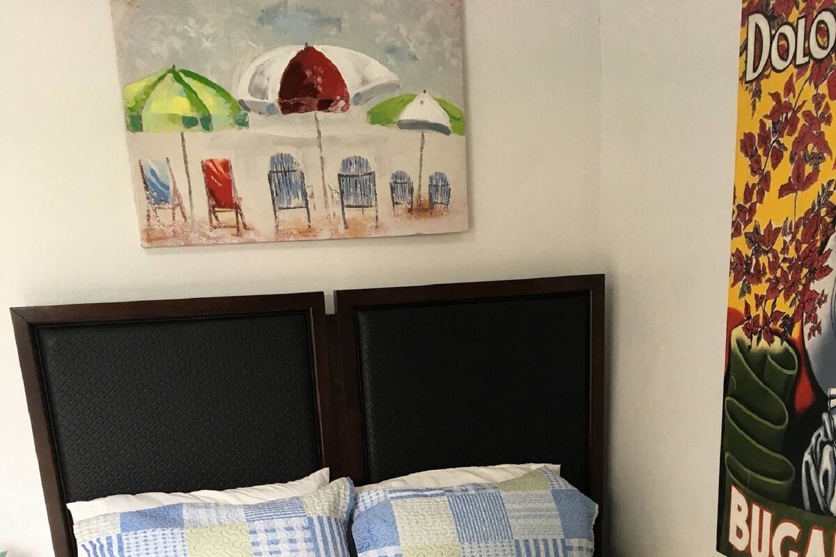 SS 2b - Standard Room, 1 queen bed, 2nd Floor | Gratis wifi