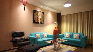Minibar, in-room safe, desk, soundproofing