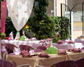 Espace banquet en plein air