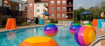 L-Suites At Valley Forge