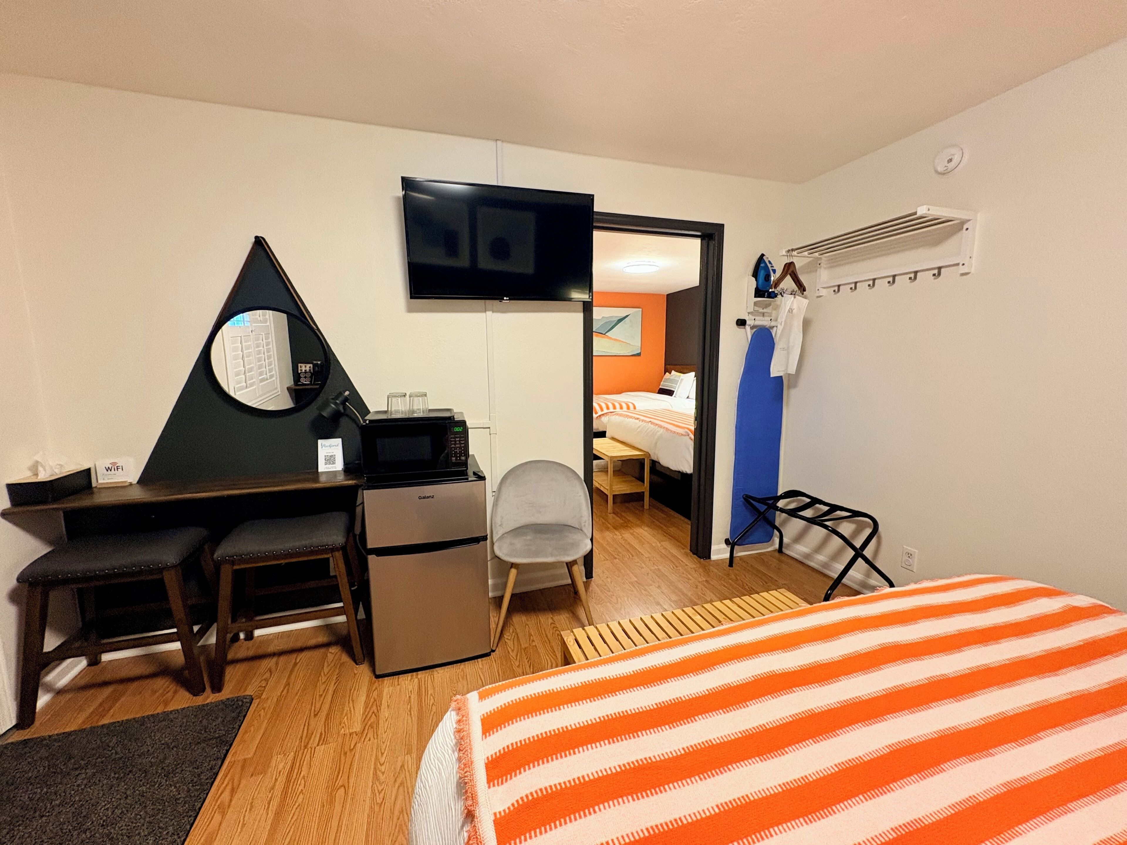 Familjerum - flera sängar - icke-rökare (No Pets Allowed) | Sängtillbehör av högsta kvalitet, duntäcken, bäddmadrasser och skrivbord