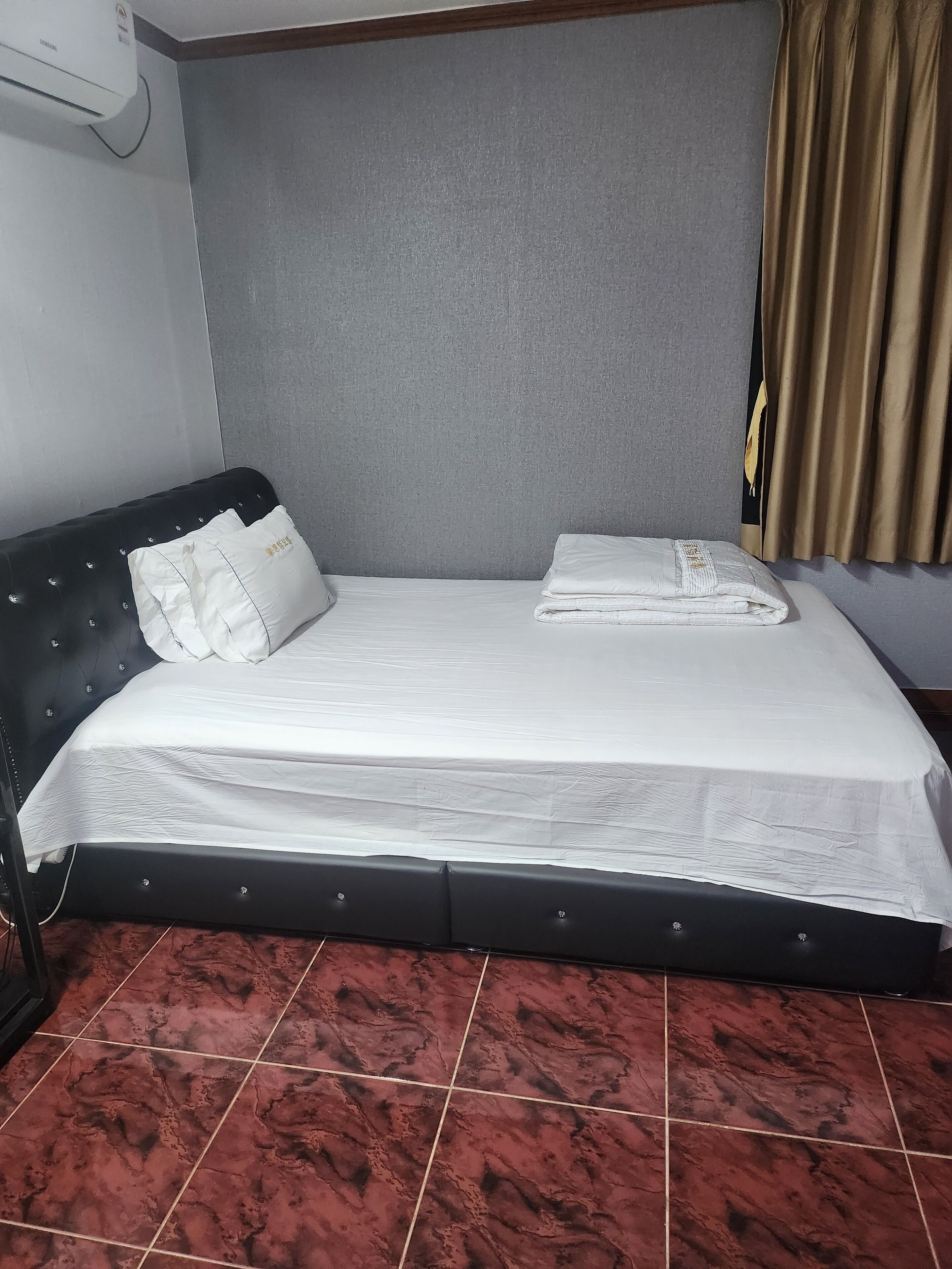 标准房 | 免费 WiFi