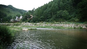 숙박 시설 구내