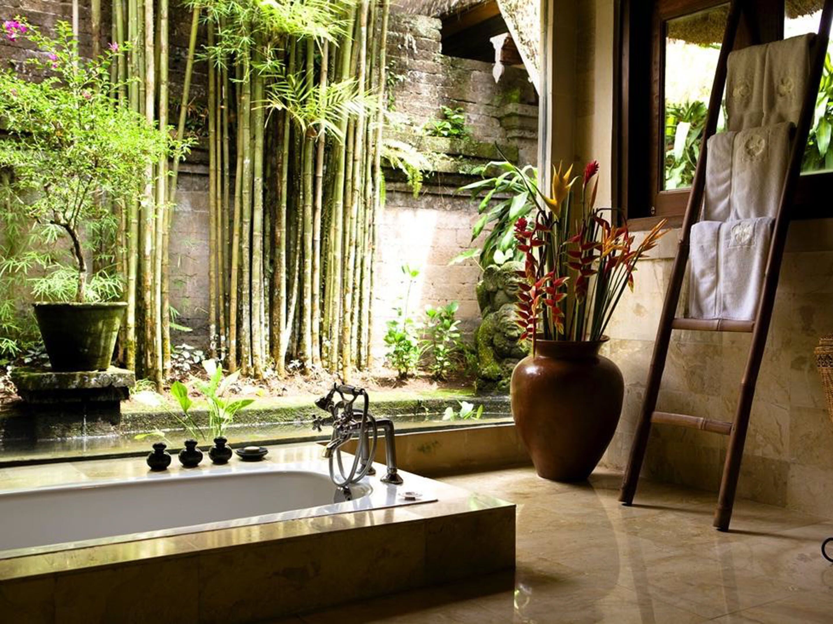 royal villa | bathroom | free toiletries, hair dryer, bathrobes, slippers