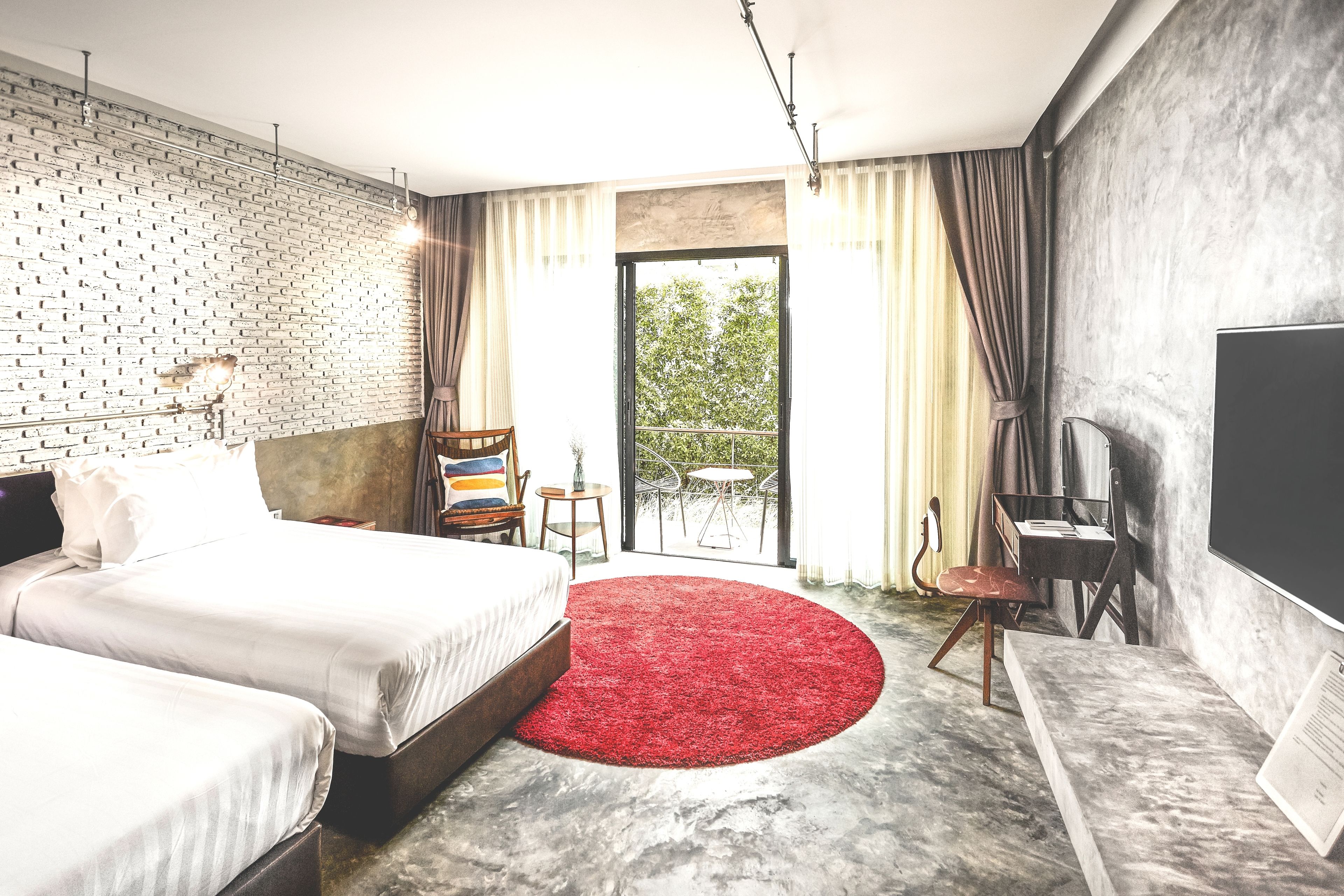 superior room | minibar, in-room safe, desk, free wifi