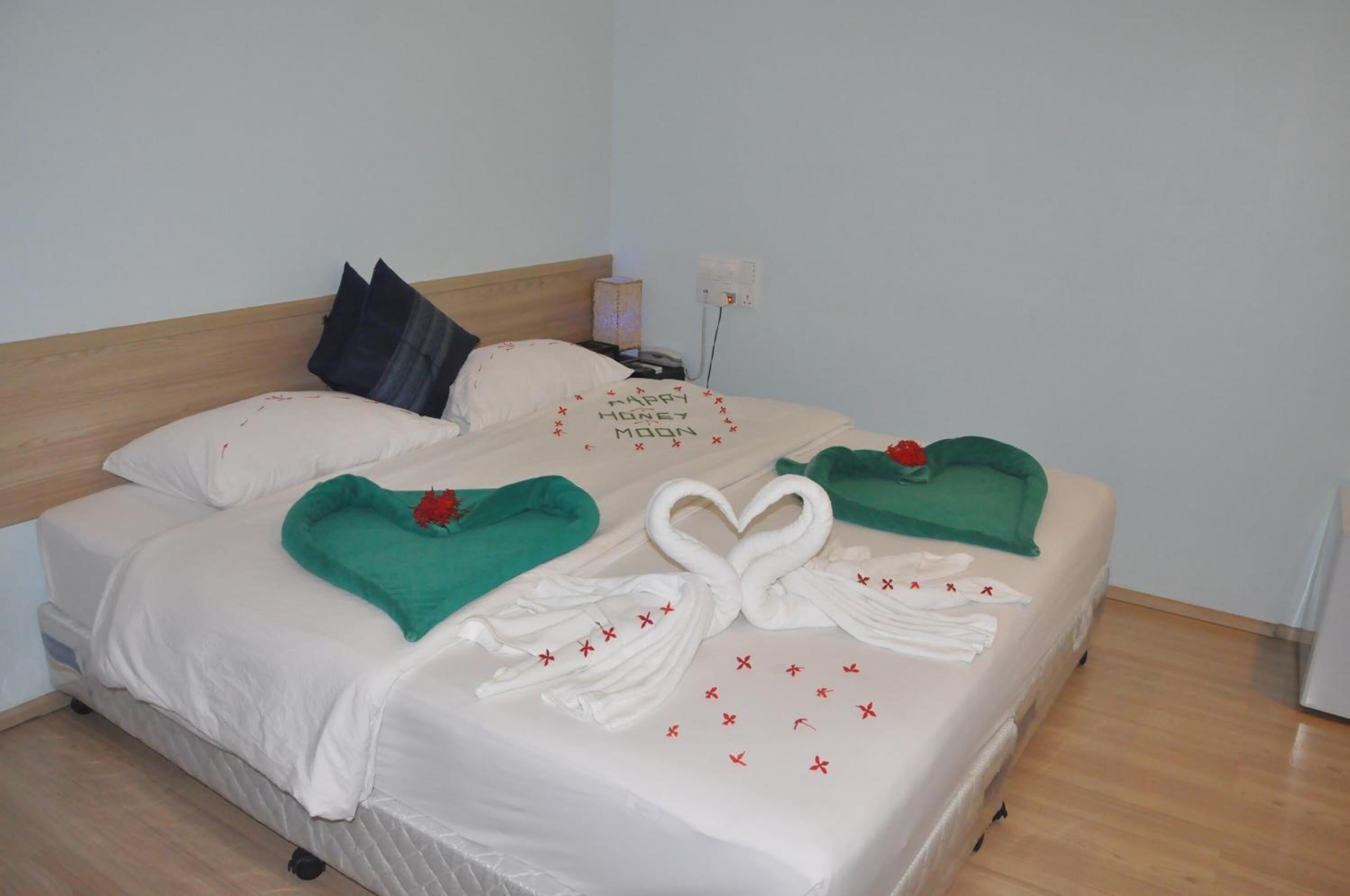 迷你吧、客房内保险箱、隔音、熨斗/熨板