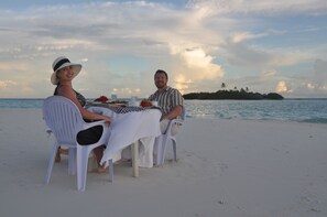 Breakfast, lunch and dinner served - Rasdhoo Coralville (Rasdhoo)
