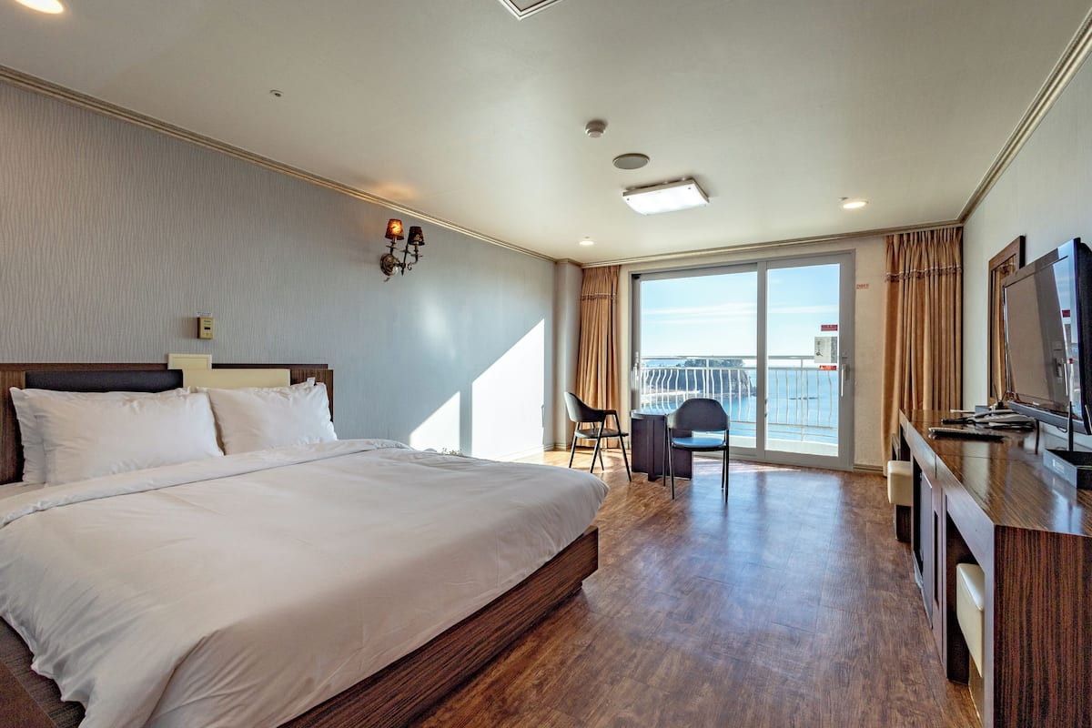 Superior King Double Room