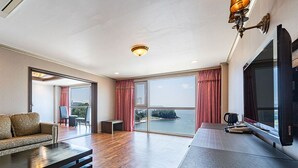 Executive Suite, Ocean View | Wi-fi percuma, cadar katil 