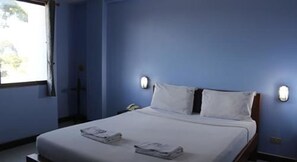 Escritorio y wifi gratis