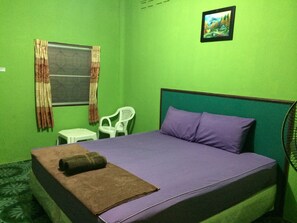 Standard Bungalow with Fan | Desk, free WiFi, bed sheets - ABC Bungalow (Ko Pha-ngan)