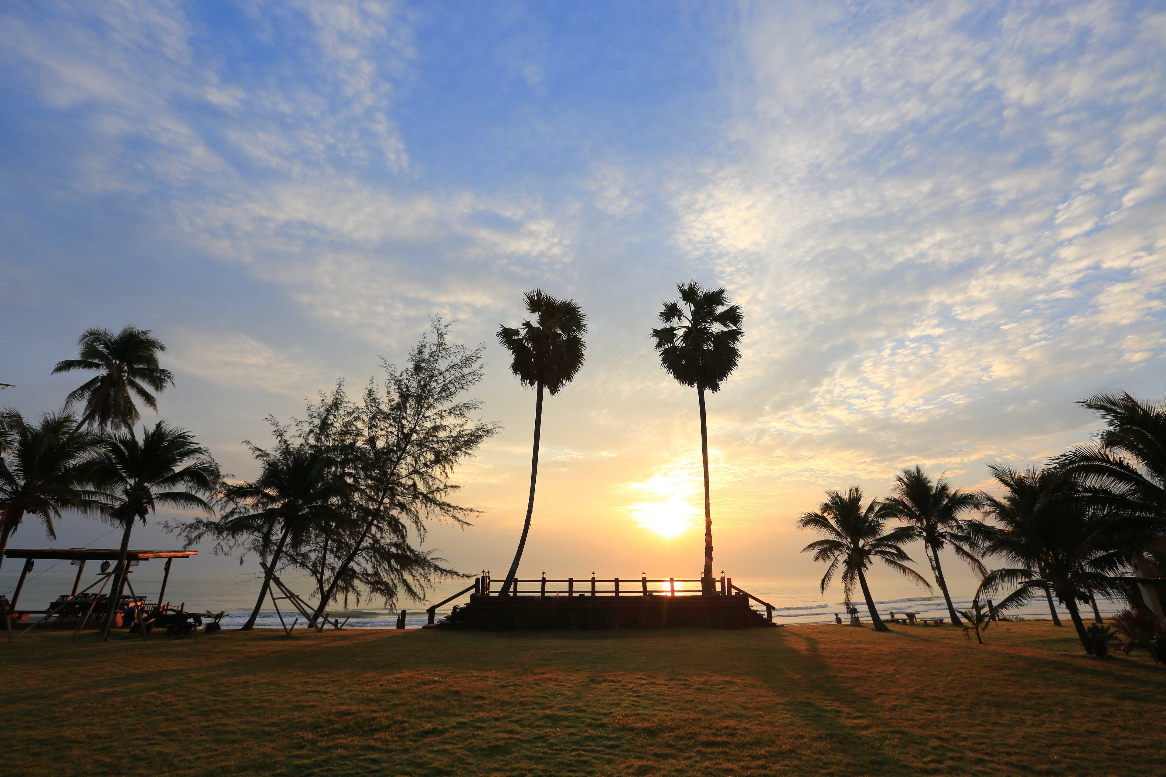 ชายหาด