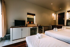 Minibar, desk, rollaway beds, free WiFi