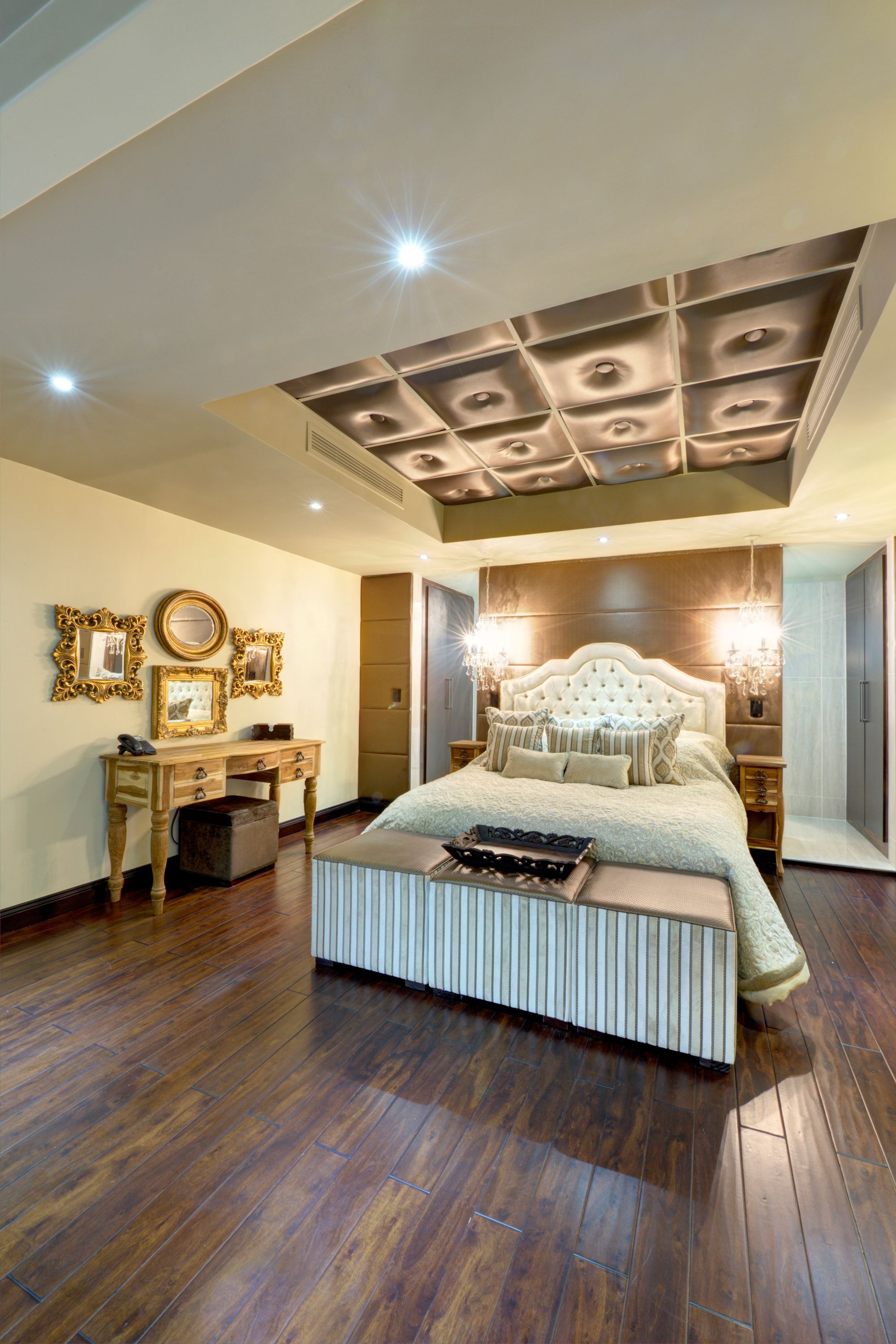 行政套房 | 埃及棉床單、高級寢具、特厚豪華床墊、迷你吧