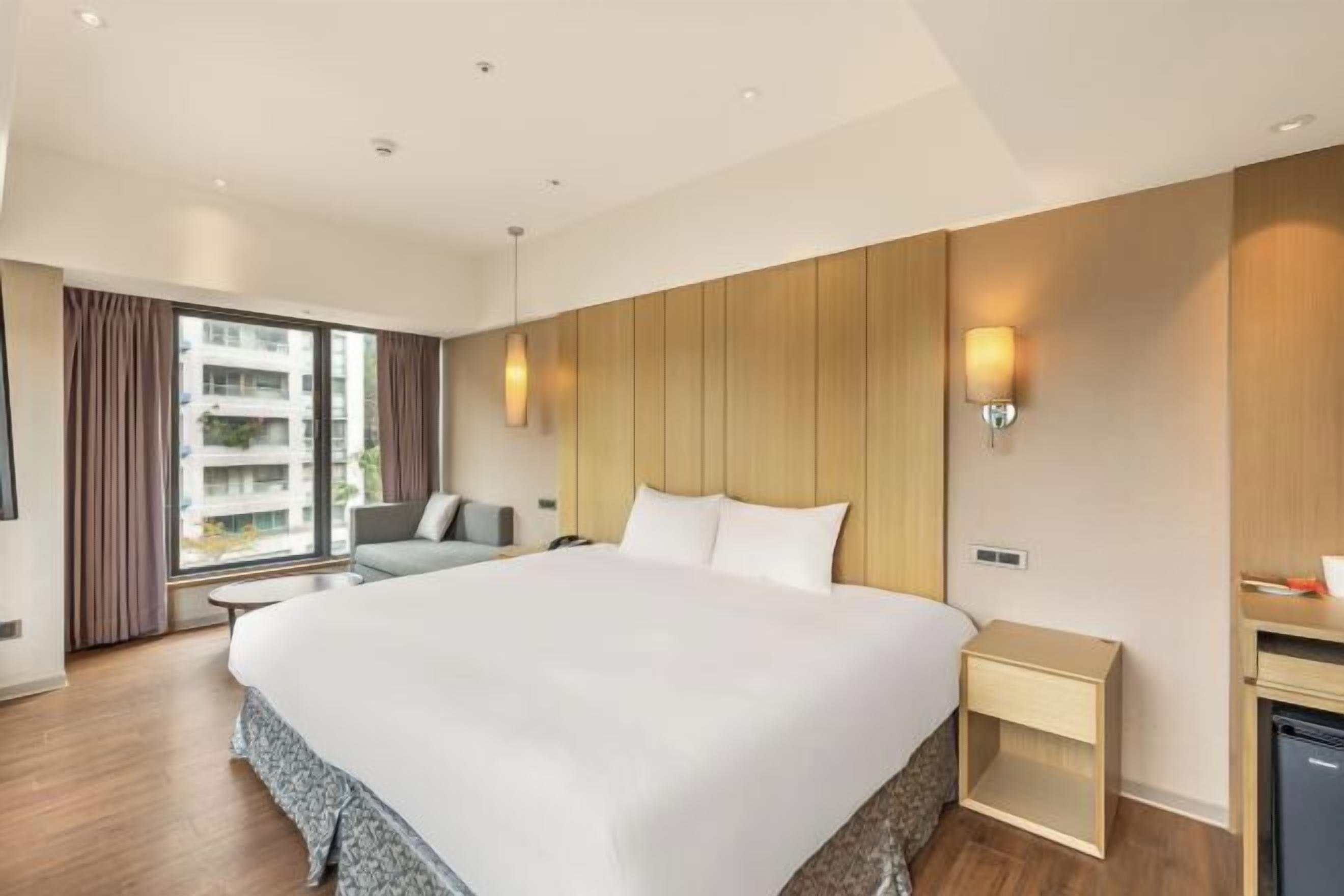 In-room safe, blackout curtains, soundproofing, iron/ironing board