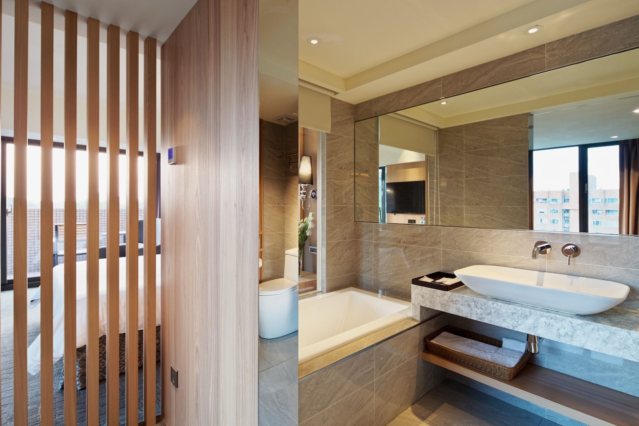 deluxe double, corner (room only) | bathroom | free toiletries, hair dryer, slippers, towels