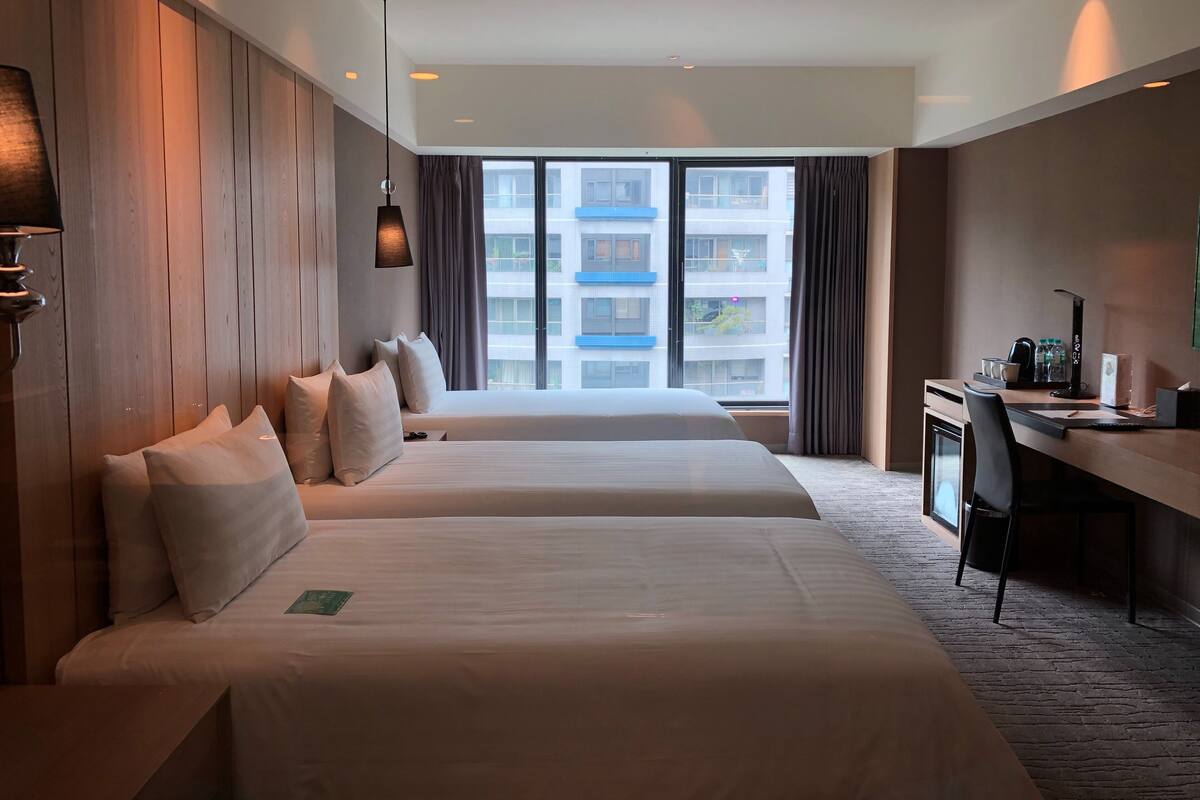 Deluxe Triple Room (ROOM ONLY) | In-room safe, blackout curtains, soundproofing